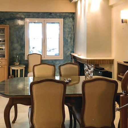 Amazing Home In Artemida With Kitchen Esterno foto