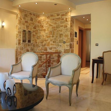 Amazing Home In Artemida With Kitchen Esterno foto