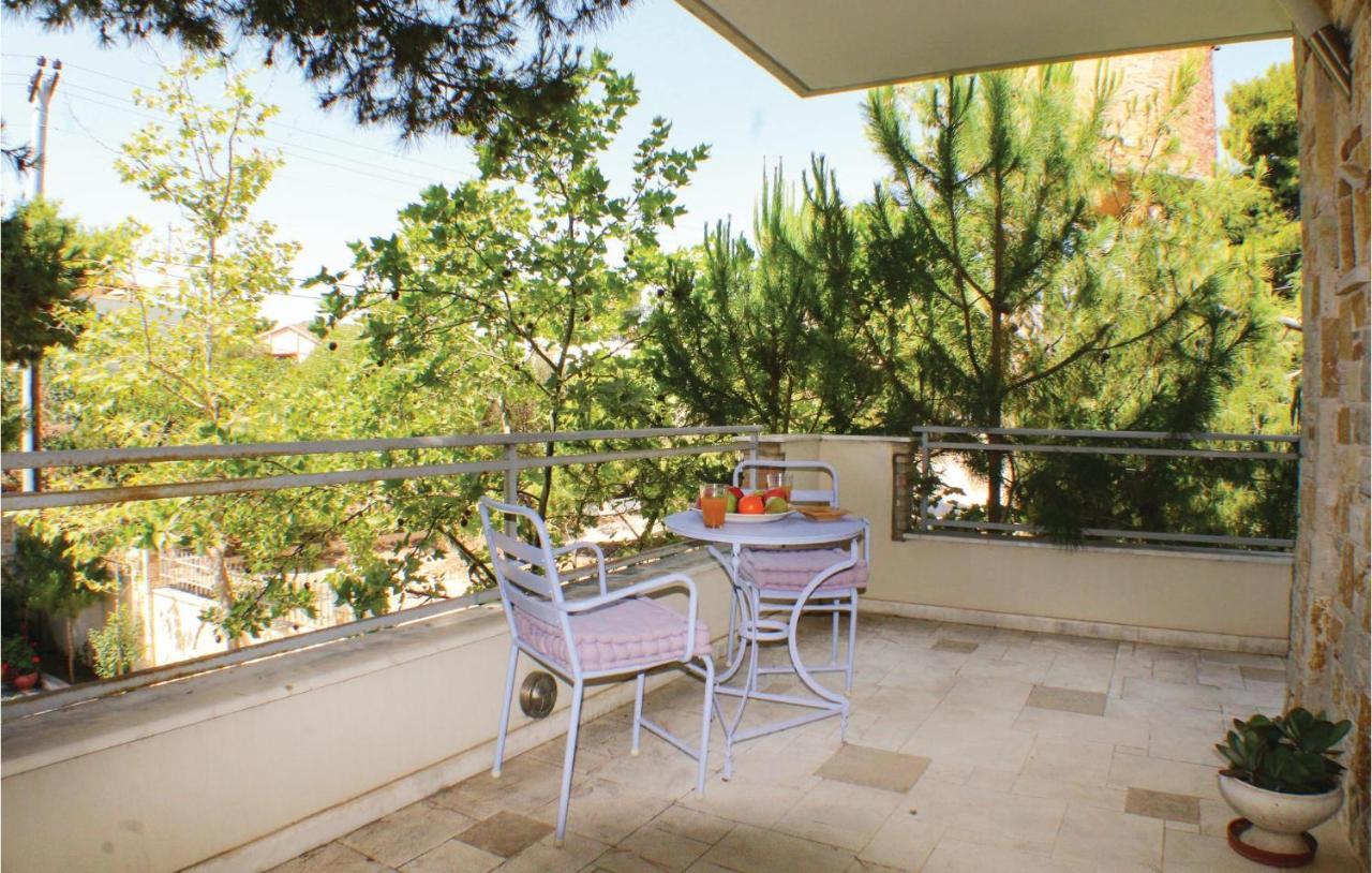 Amazing Home In Artemida With Kitchen Esterno foto
