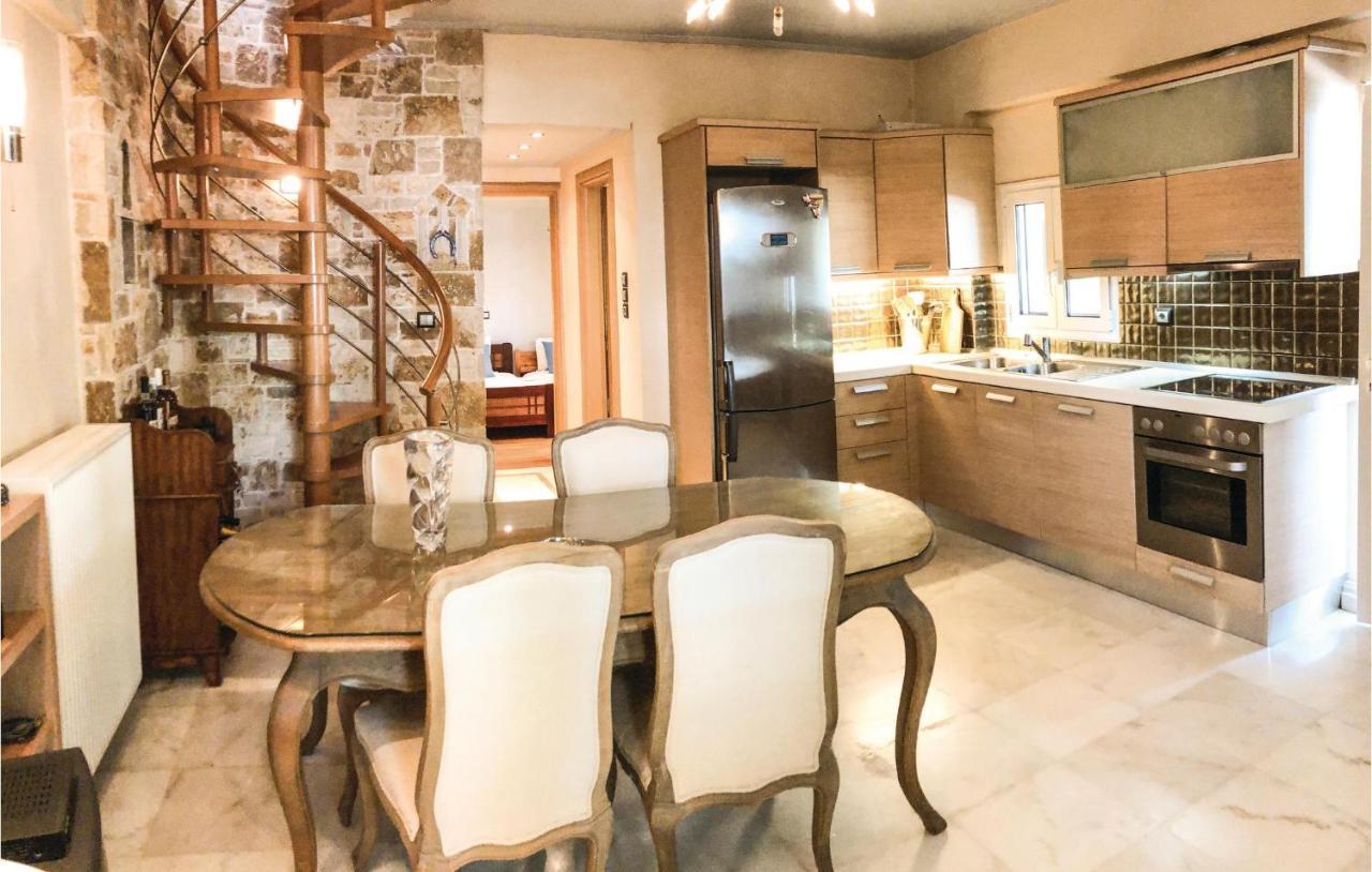 Amazing Home In Artemida With Kitchen Esterno foto