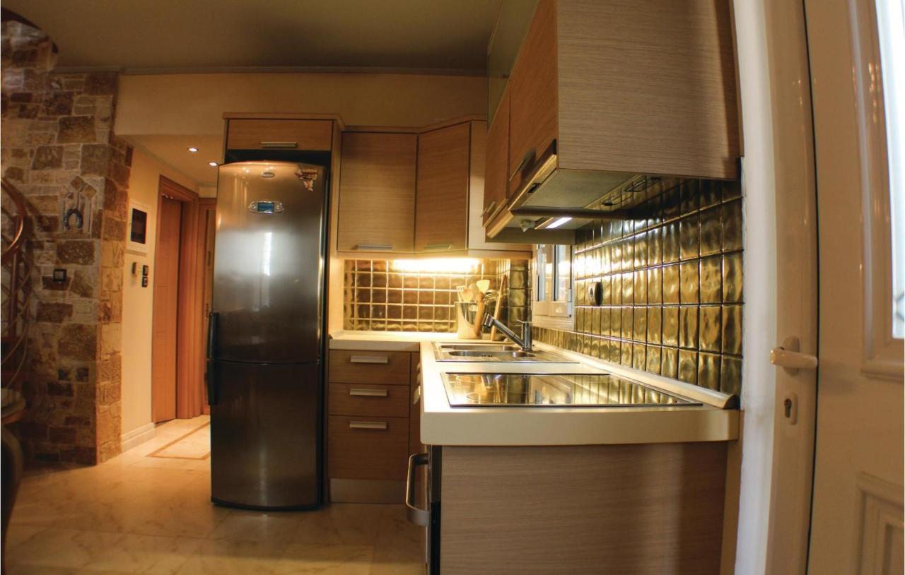 Amazing Home In Artemida With Kitchen Esterno foto